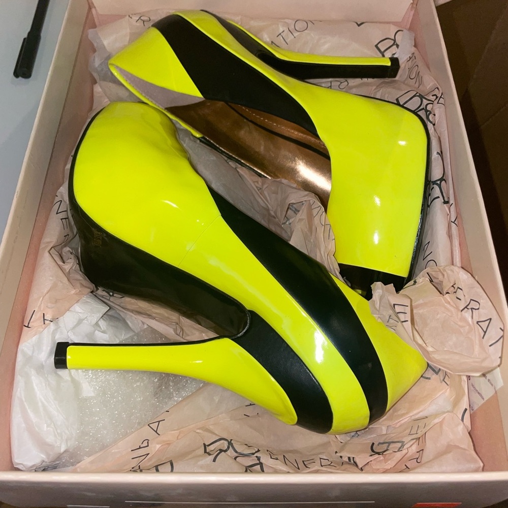 BCBG shoes. Never worn before.